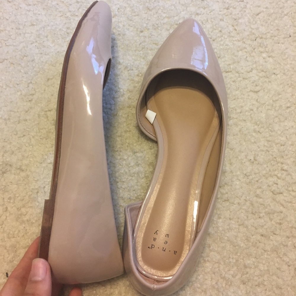 Nude Flats